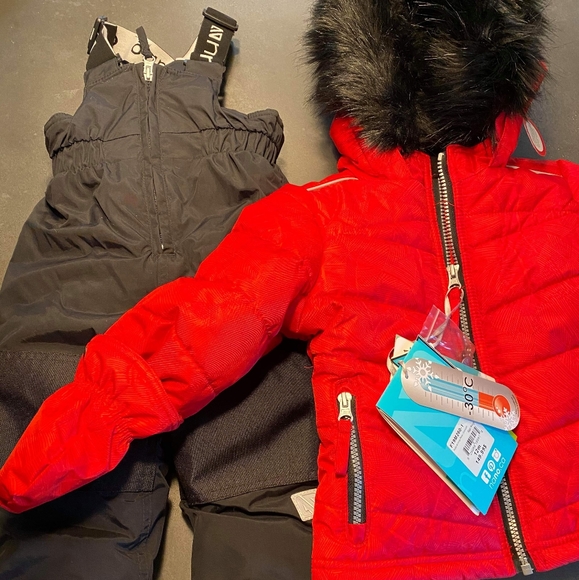 Snowsuit - Picture 2 of 3